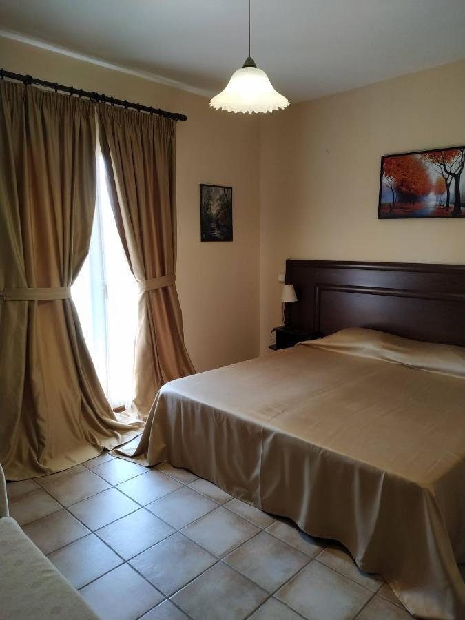 Hotel Kapsalis فيريا المظهر الخارجي الصورة